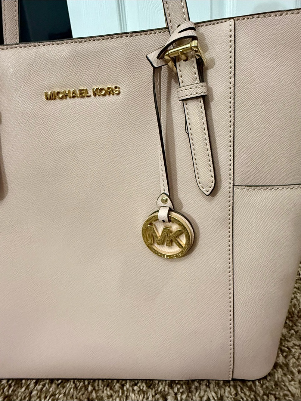 Michael Kors Jet Set Travel Tote - Picture 5 of 12